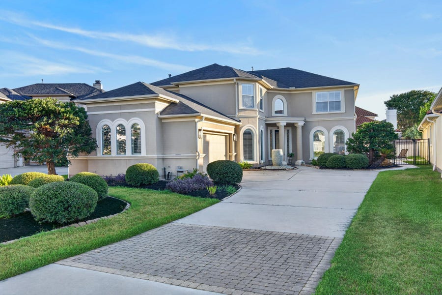 Property photo for 13511 Indigo Lake, Houston, TX
