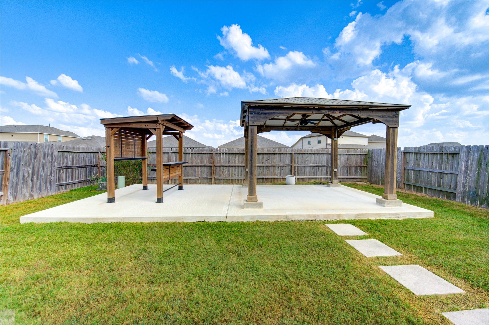 9826 Copper Ranch Trail, Richmond, TX 77406 9826 Copper Ranch Trail, Richmond, TX 77406