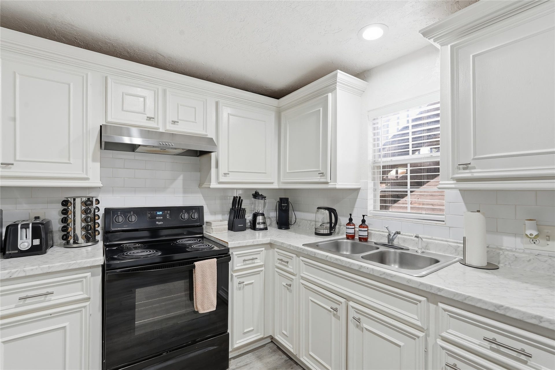 2620 Delafield Street, #D, Houston, TX 77023