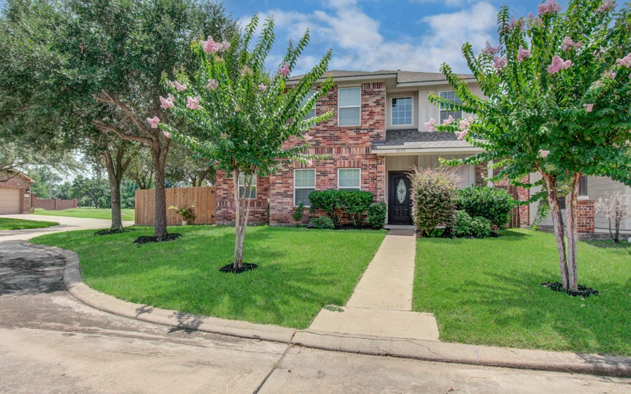 Property photo for 8103 Malago Point Drive, Cypress, TX