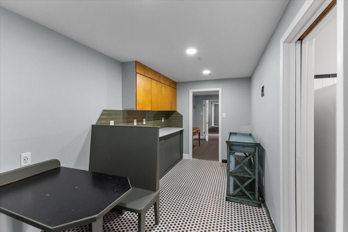 2719 Capitol Street, Houston, TX 77003