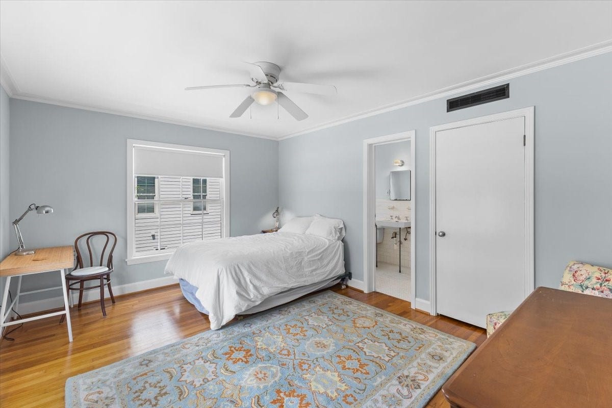 2719 Capitol Street, Houston, TX 77003