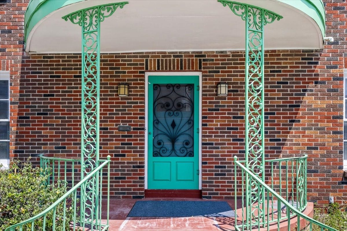2719 Capitol Street, Houston, TX 77003