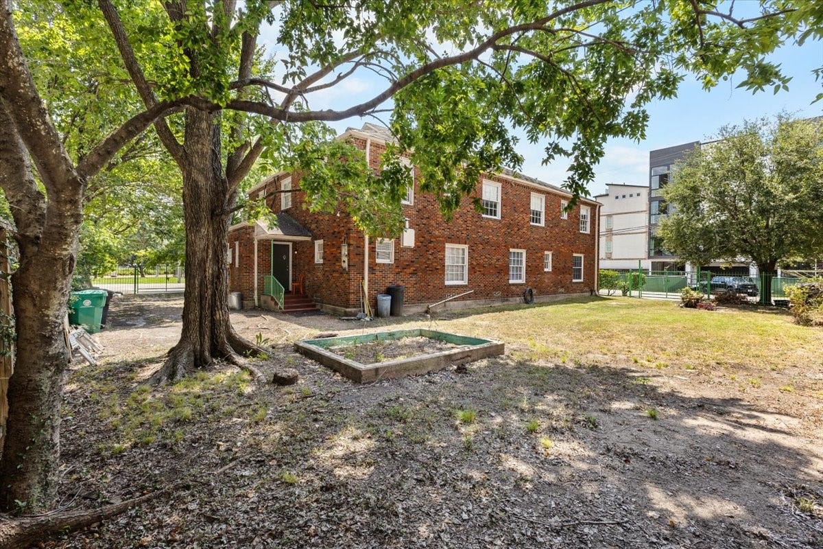 2719 Capitol Street, Houston, TX 77003