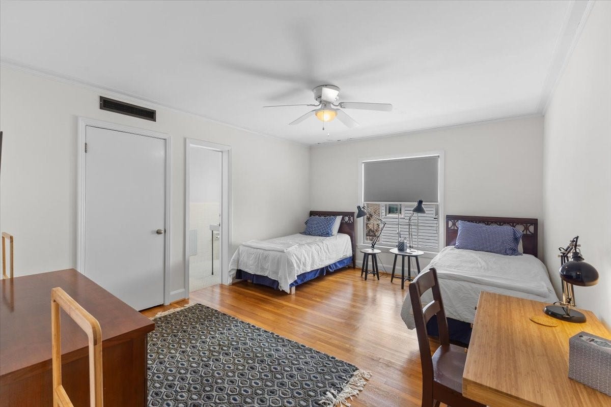 2719 Capitol Street, Houston, TX 77003