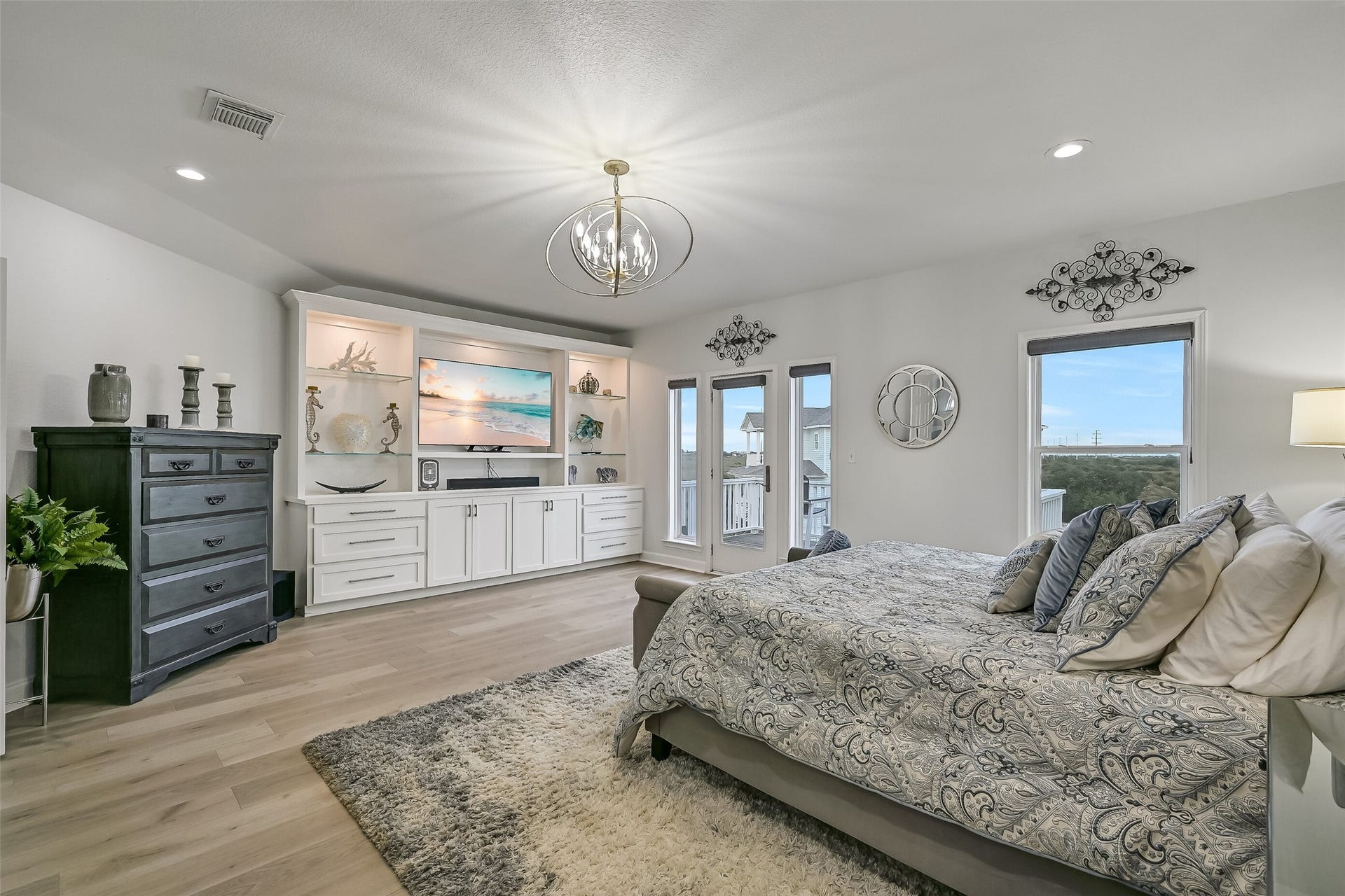 3635 Foremast Drive, Galveston, TX 77554 3635 Foremast Drive, Galveston, TX 77554
