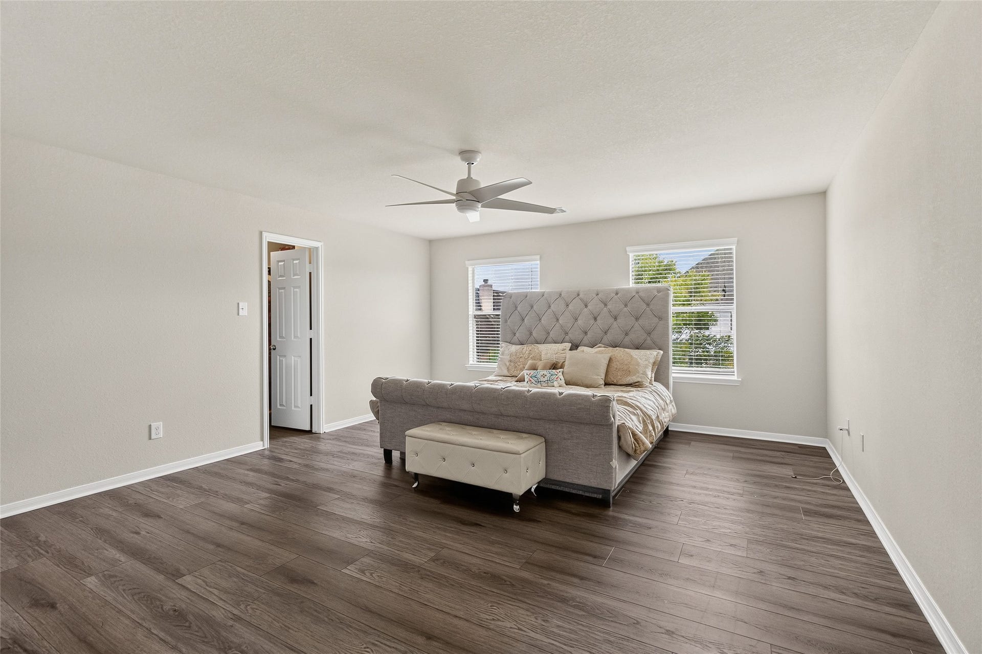 1231 Abigail Lane, Friendswood, TX 77546 Another spacious secondary bedroom gives everyone room to spread out, featuring abundant natural light and a versatile layout to fit your lifestyle.