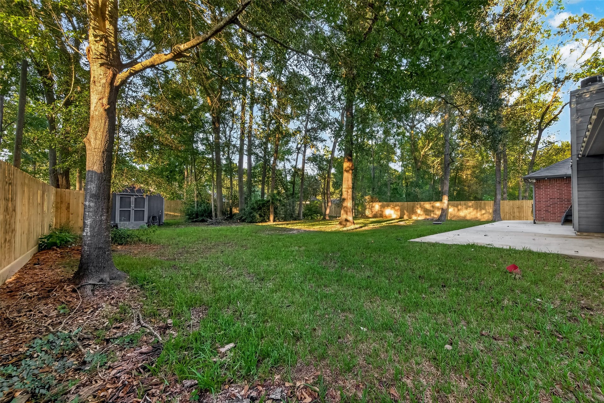 7318 Ramblewood Drive, Magnolia, TX 77354