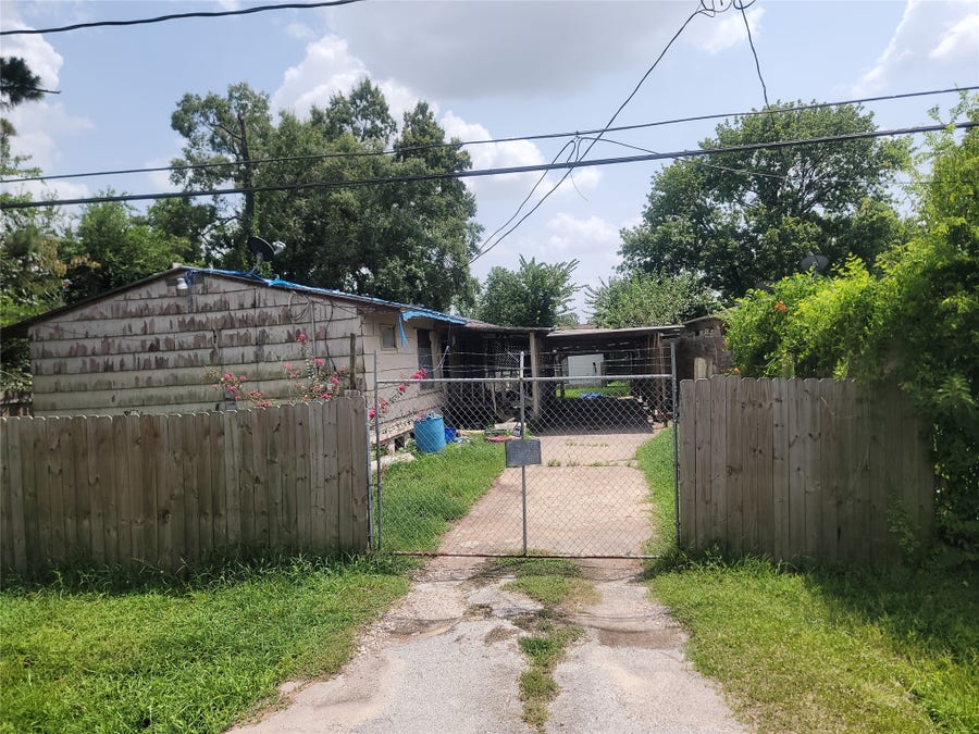 Property photo for 9406 Caddo Road, Houston, TX