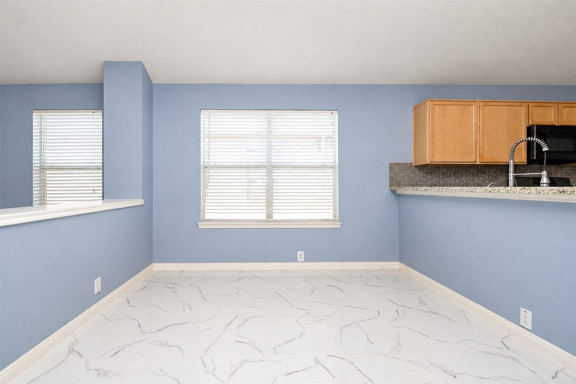 6003 Baldwin Elm Street, Richmond, TX 77407 Extra Room
***Property is vacant. Photo digitally enhanced with AI; lighting, color, and ceiling appearance adjusted. ***