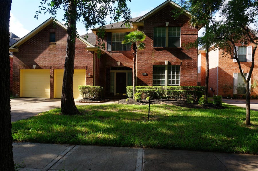Property photo for 2114 Madewood Drive, Missouri City, TX