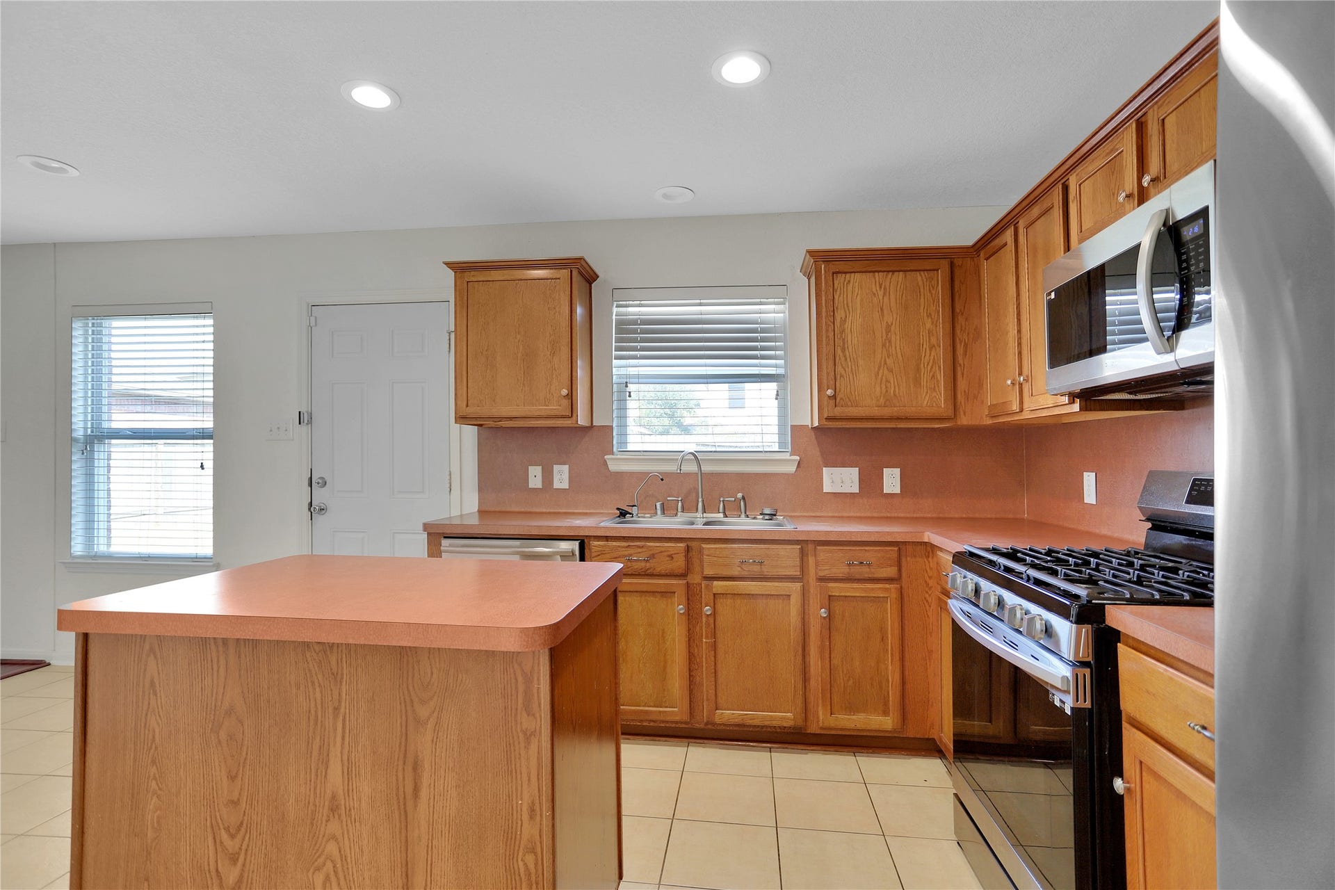 17922 Mission Bluff Lane, Richmond, TX 77407 17922 Mission Bluff Lane, Richmond, TX 77407