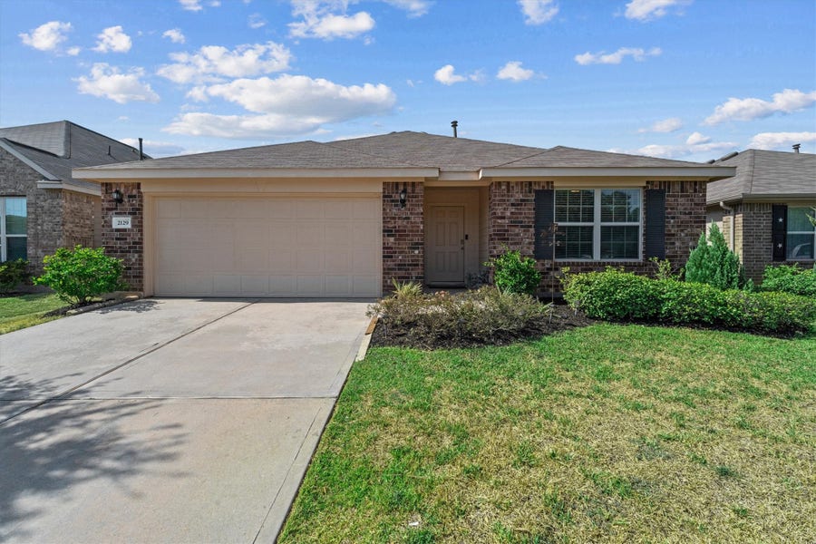 Property photo for 2129 Cedar Way Drive, Conroe, TX