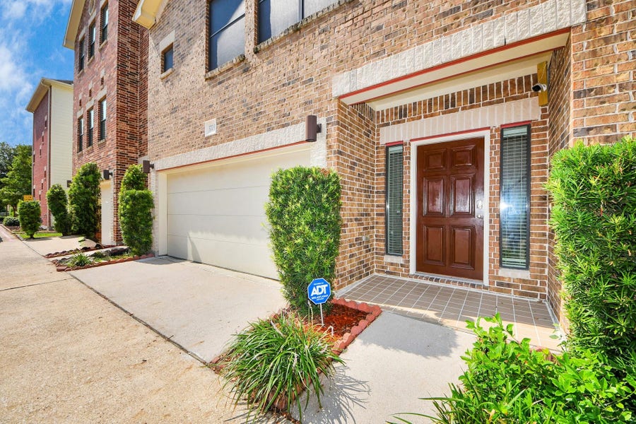 Property photo for 3703 Main Plaza Drive, Houston, TX