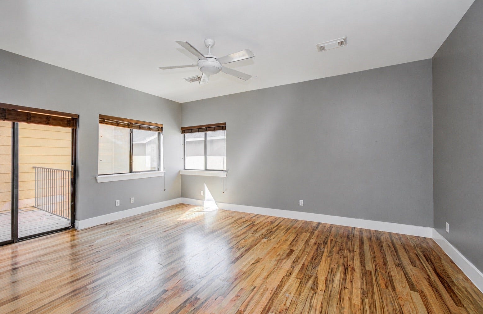 4410 Spencer Street, #A, Houston, TX 77007 Spacious primary bedroom with it's own balcony!