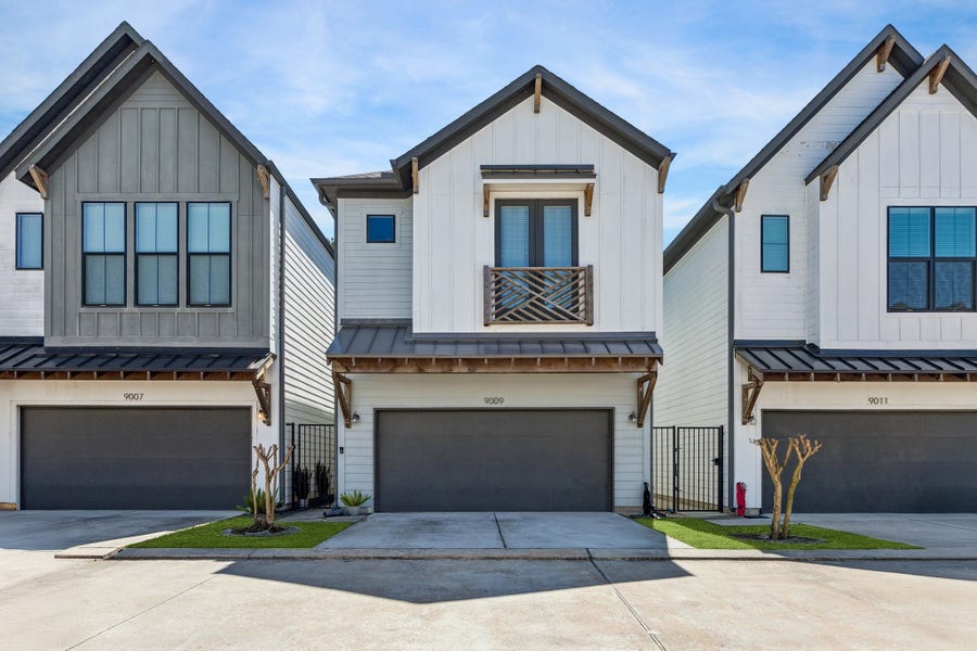 Property photo for 9009 Wellspring Drive, Houston, TX