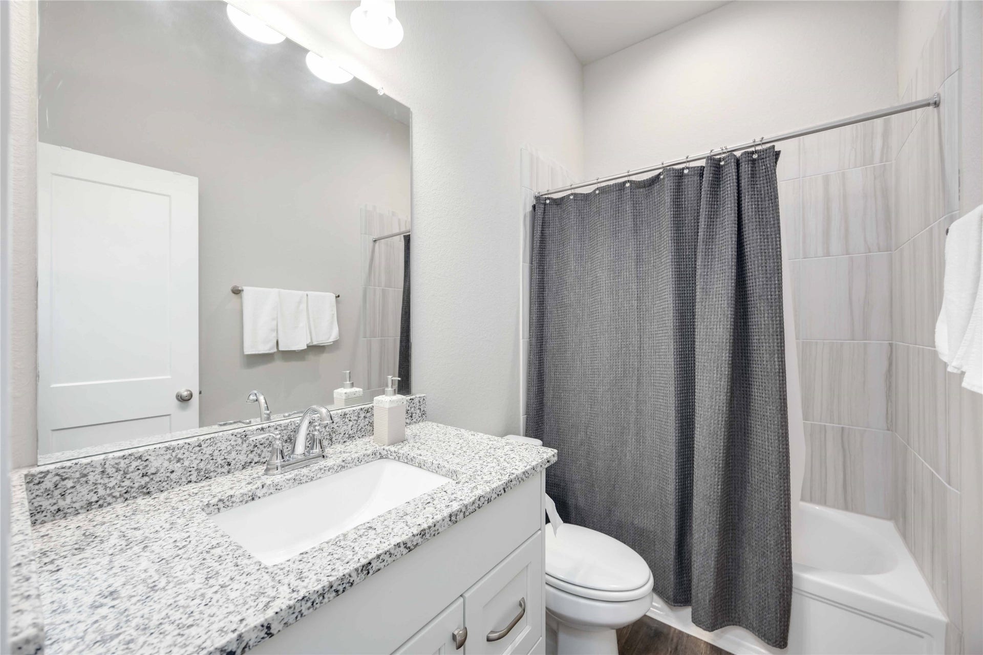 9816 Preserve Way, Conroe, TX 77385 9816 Preserve Way, Conroe, TX 77385
