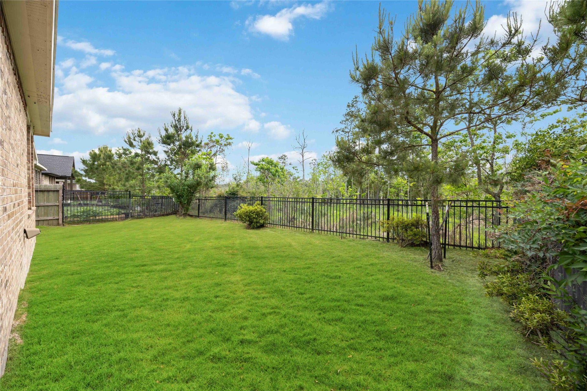 9816 Preserve Way, Conroe, TX 77385 9816 Preserve Way, Conroe, TX 77385