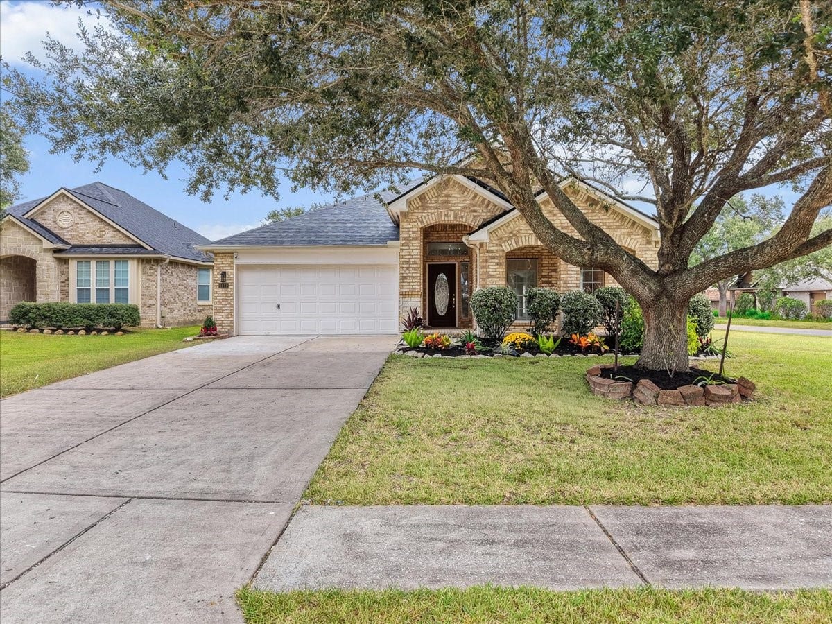 6140 Dunbar Court, League City, TX 77573 6140 Dunbar Court, League City, TX 77573