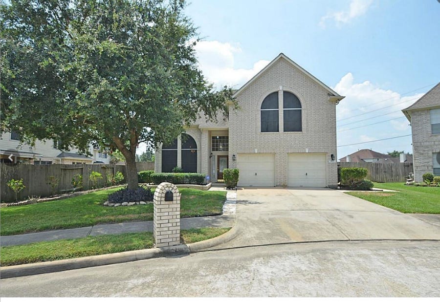 Property photo for 1407 Deer Knoll Court, Fresno, TX