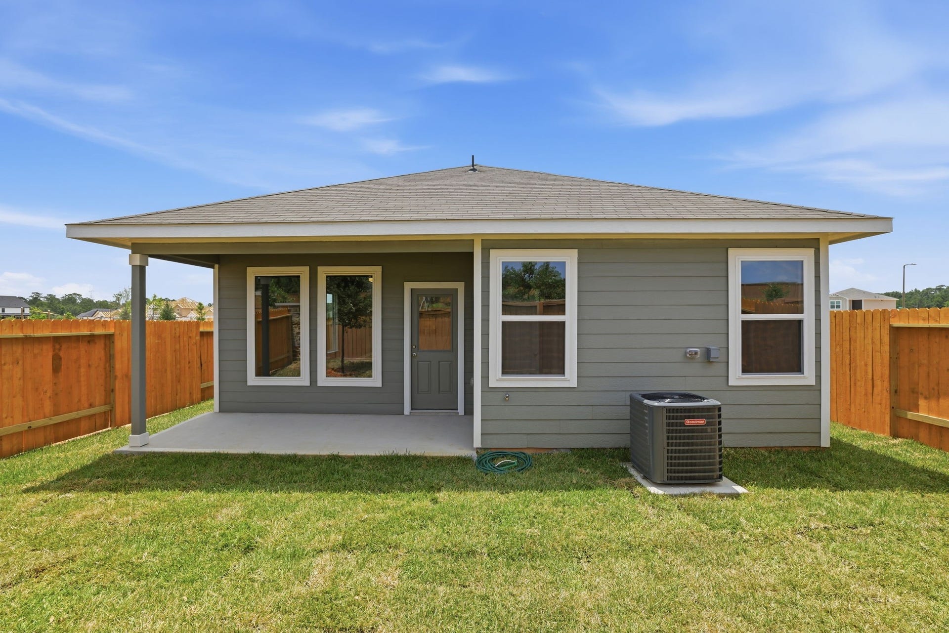 520 Navy Clouds Drive, Waller, TX 77484