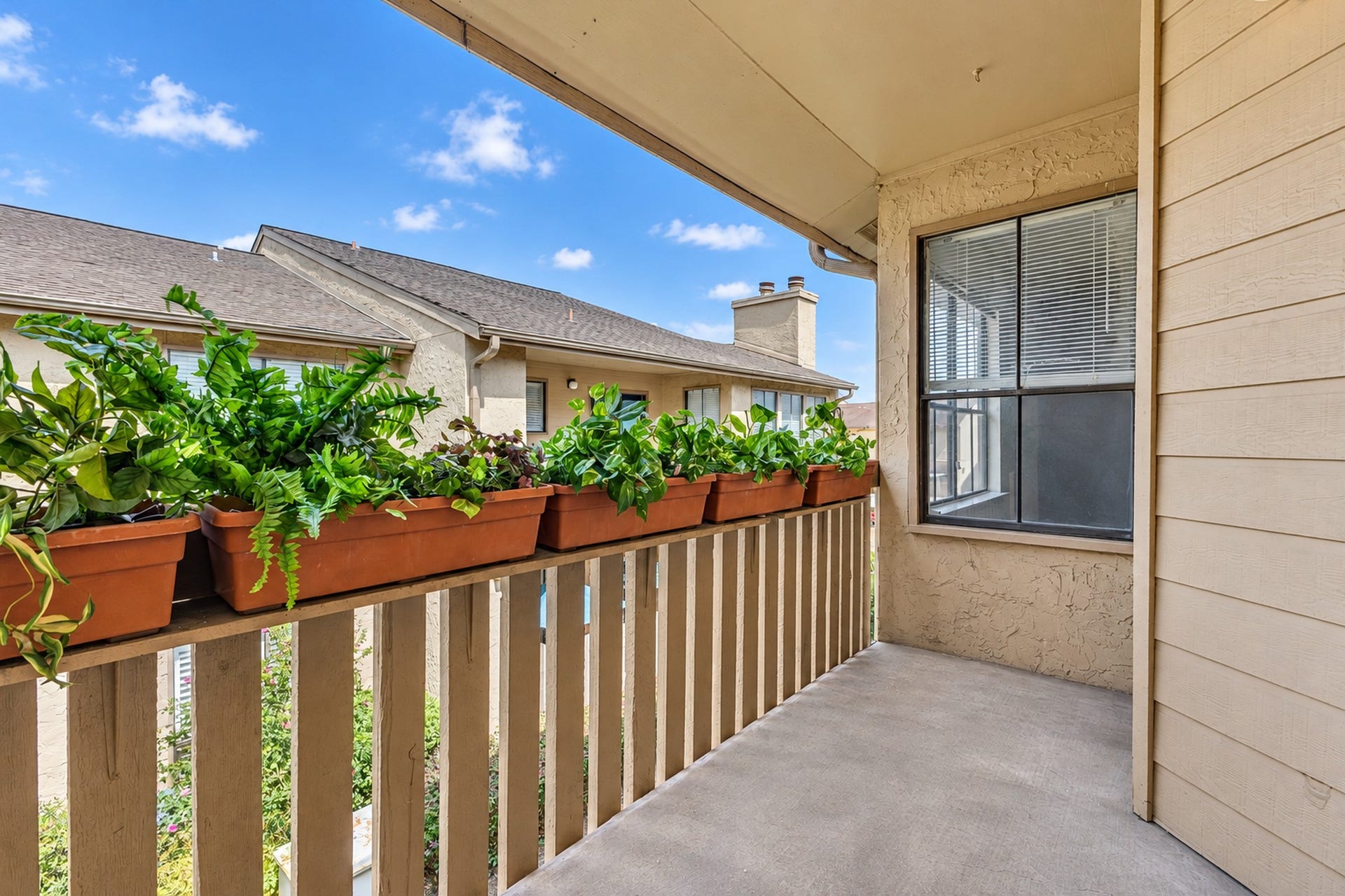 5000 Milwee Street, #47, Houston, TX 77092 Lets talk outside