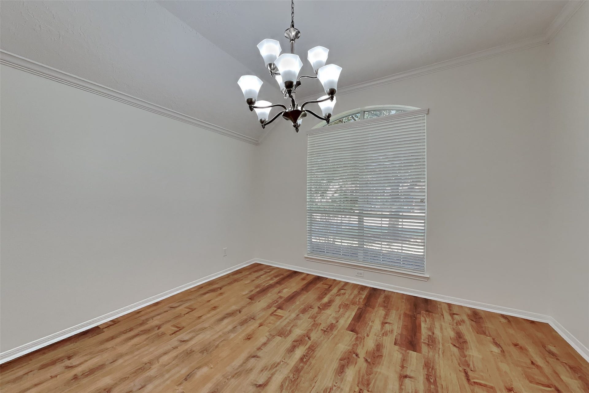 20007 Glen Lake Drive, Spring, TX 77388