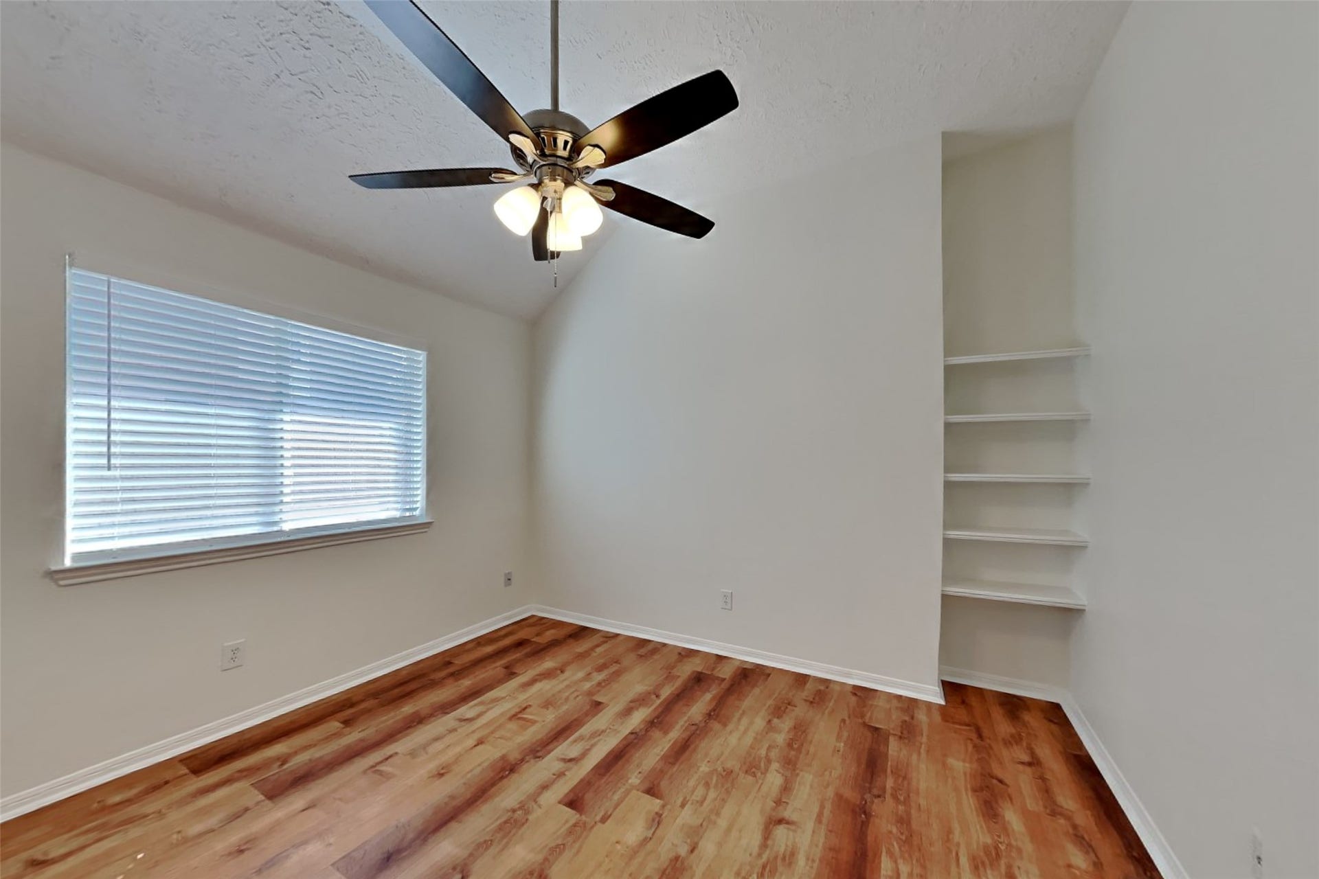 20007 Glen Lake Drive, Spring, TX 77388