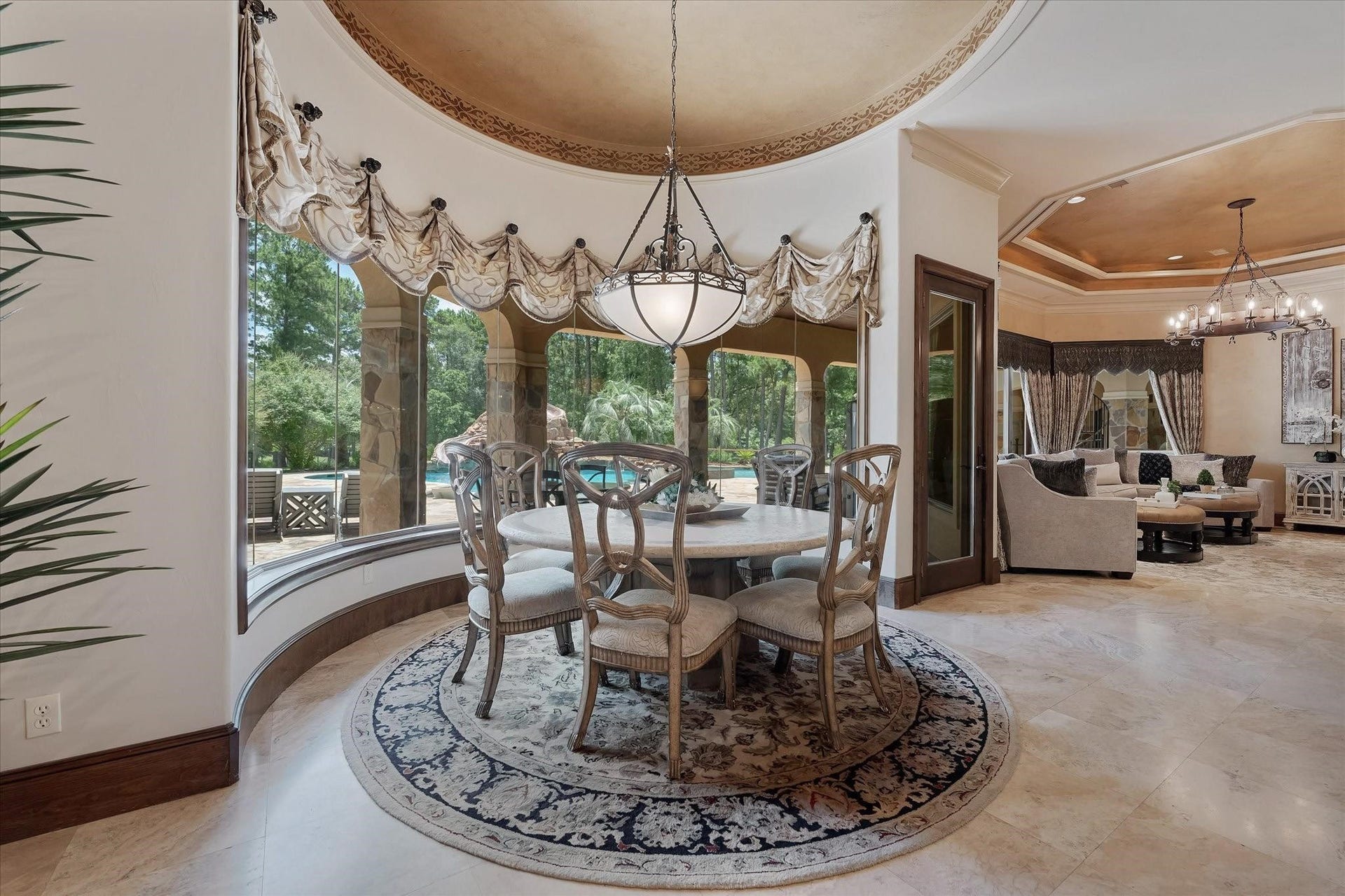 28322 Meadow Forest, Magnolia, TX 77355 Breakfast room