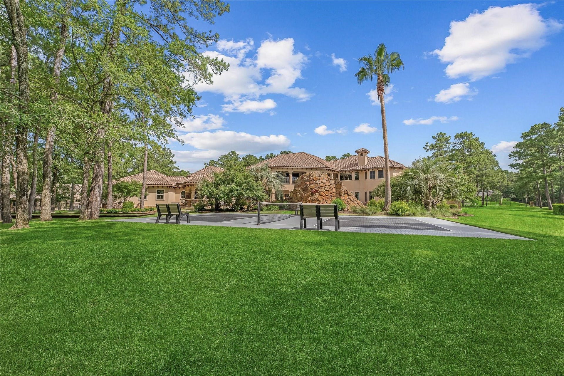 28322 Meadow Forest, Magnolia, TX 77355 28322 Meadow Forest, Magnolia, TX 77355