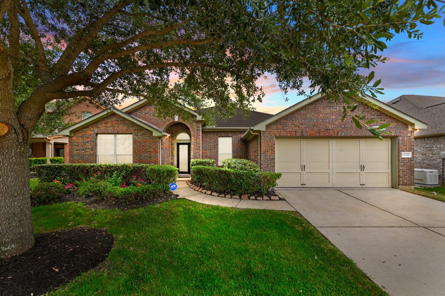 Property photo for 17222 Pine Hollow Landing Court, Houston, TX
