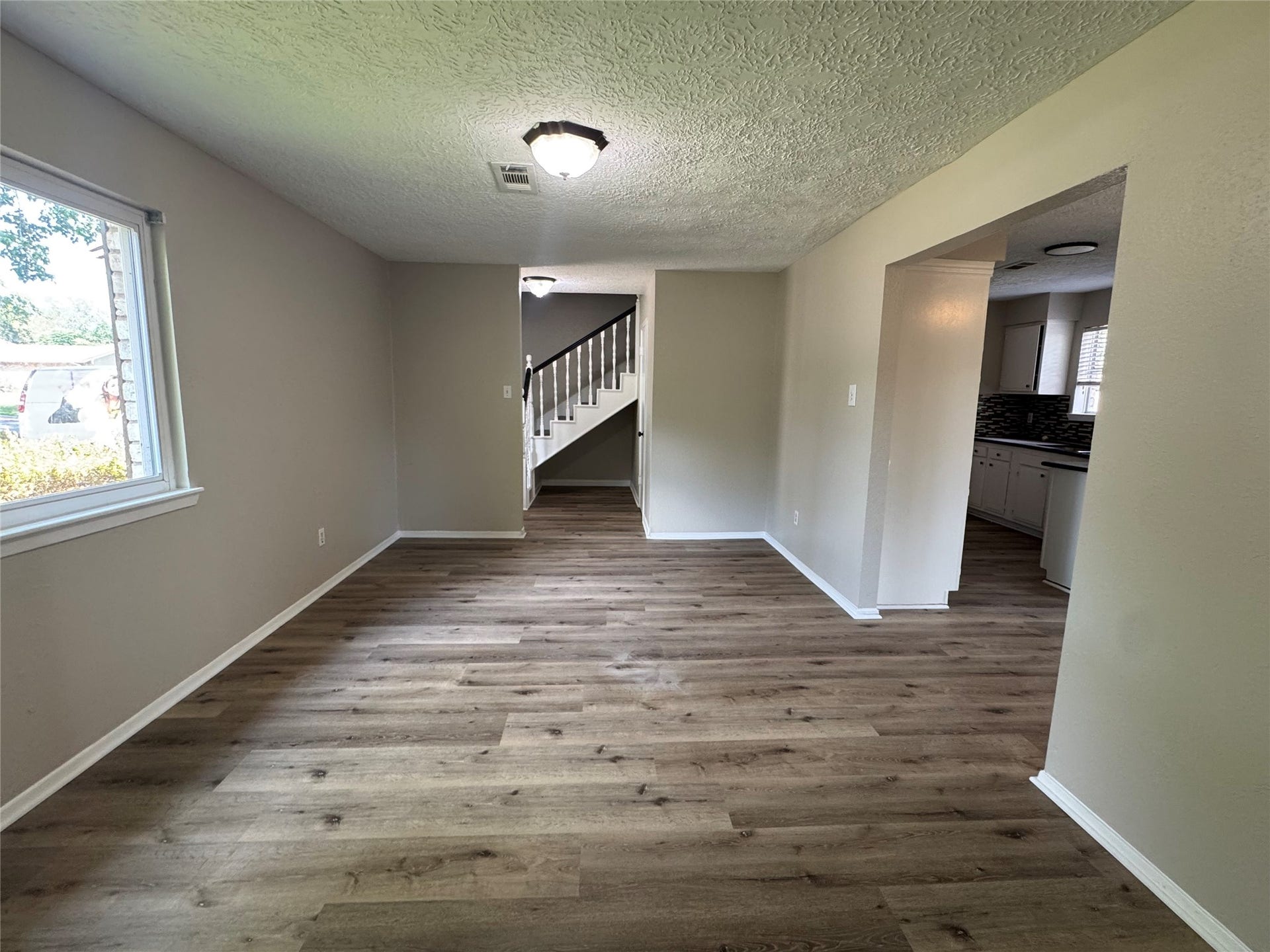 6128 Creekside Lane, League City, TX 77573 6128 Creekside Lane, League City, TX 77573