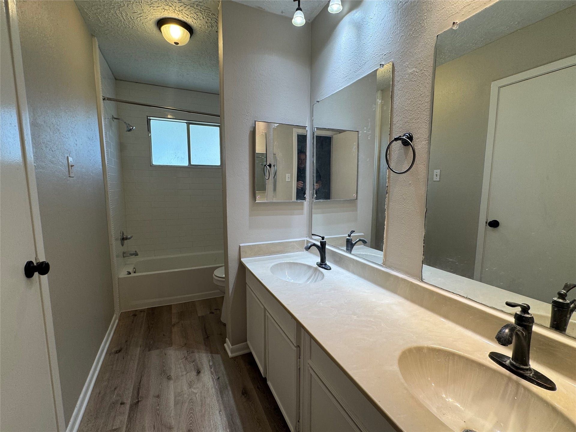 6128 Creekside Lane, League City, TX 77573 6128 Creekside Lane, League City, TX 77573