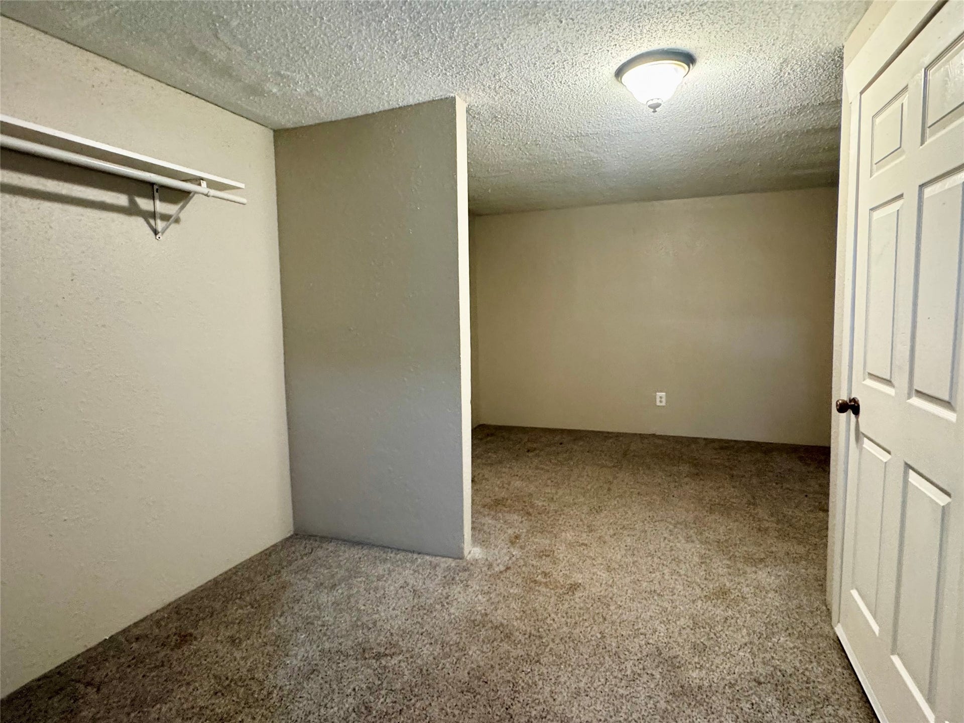 6128 Creekside Lane, League City, TX 77573 6128 Creekside Lane, League City, TX 77573