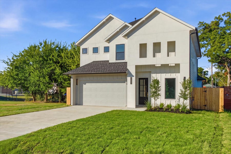 Property photo for 114 S Carroll Street, La Porte, TX