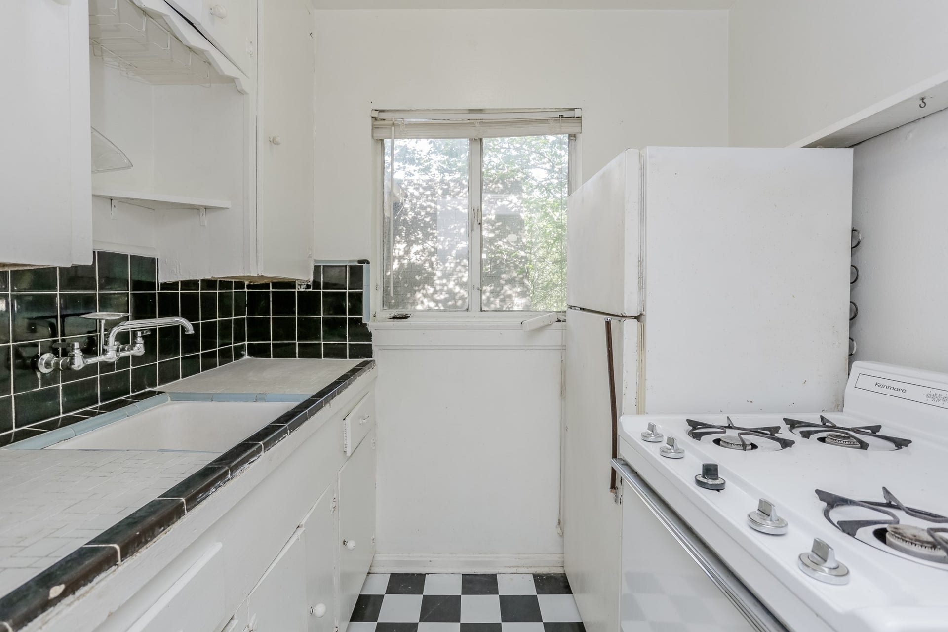 1828 W Main Street, #4, Houston, TX 77098 1828 W Main Street, #4, Houston, TX 77098