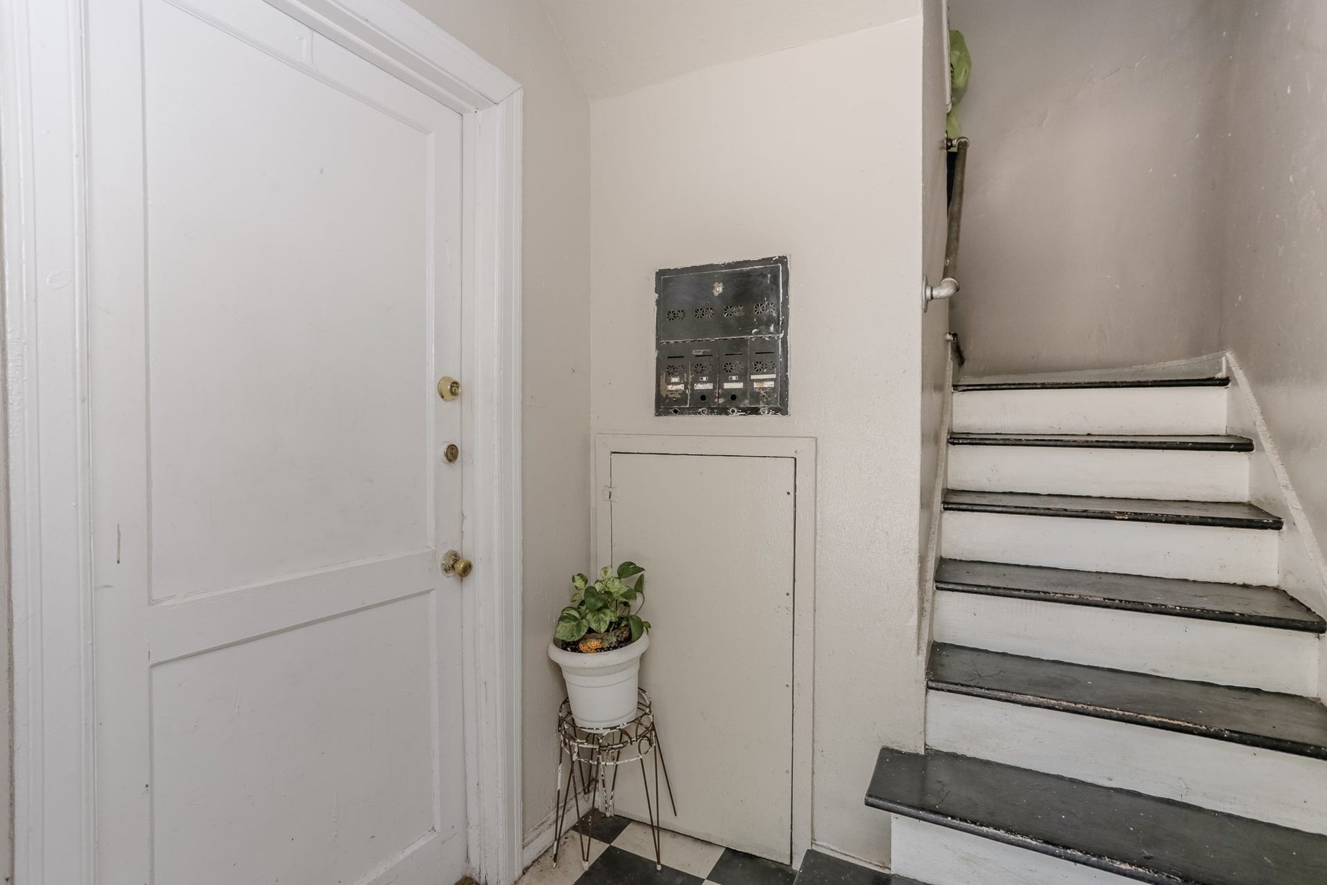 1828 W Main Street, #4, Houston, TX 77098 1828 W Main Street, #4, Houston, TX 77098