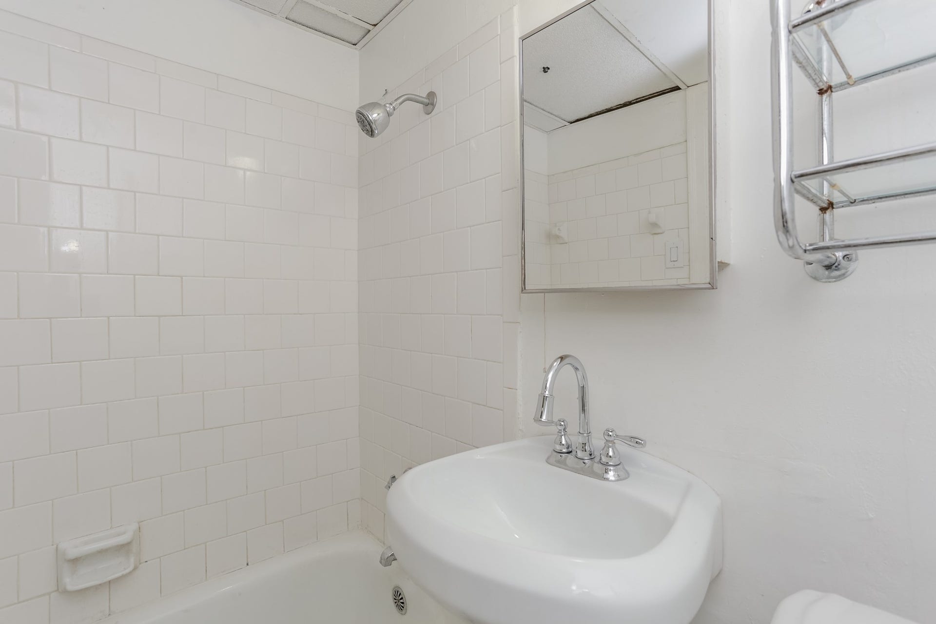 1828 W Main Street, #4, Houston, TX 77098 1828 W Main Street, #4, Houston, TX 77098