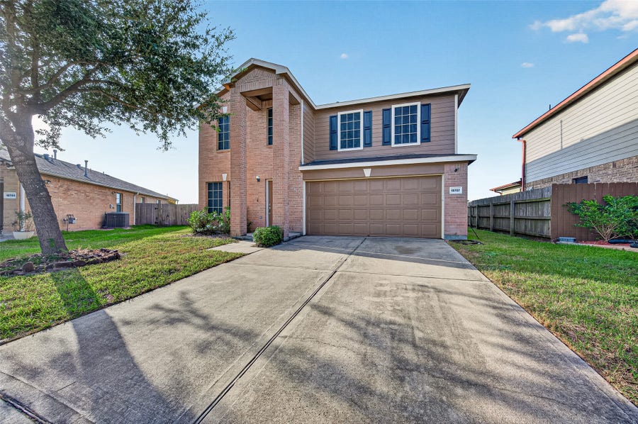 Property photo for 19707 Dayton Springs Drive, Cypress, TX