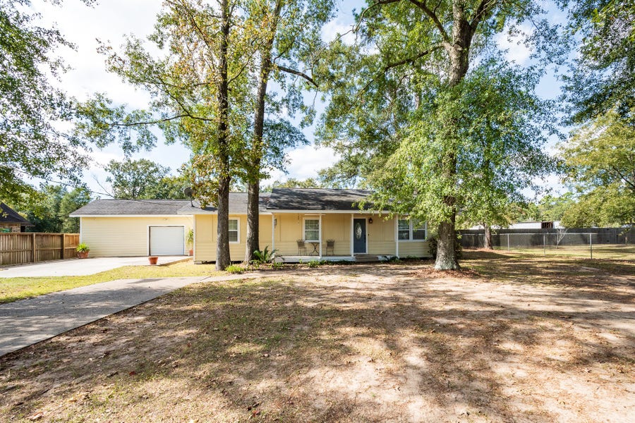 Property photo for 11620 Fostoria Road, Cleveland, TX