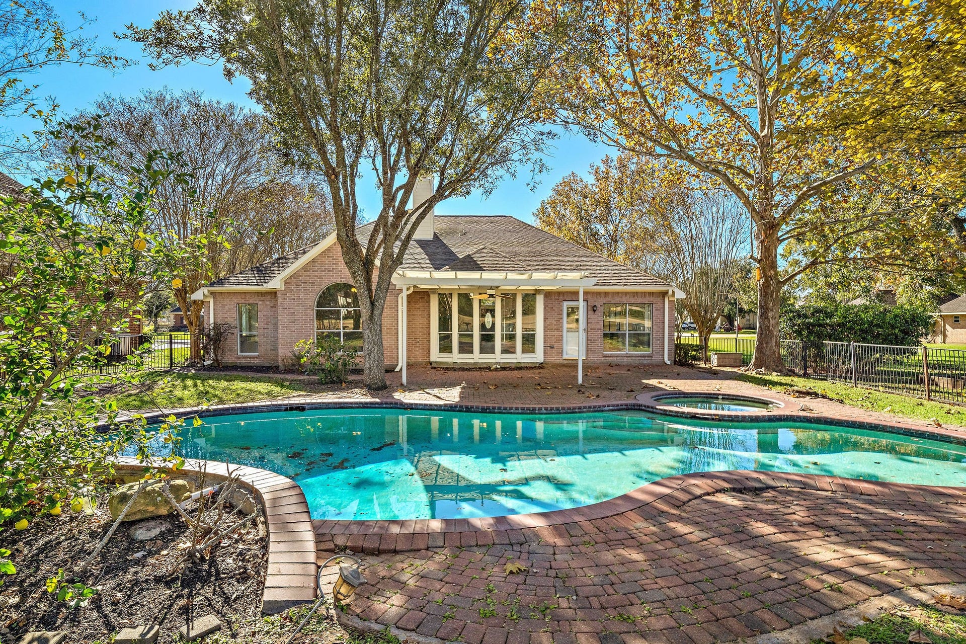 4602 Weston Drive, Fulshear, TX 77441