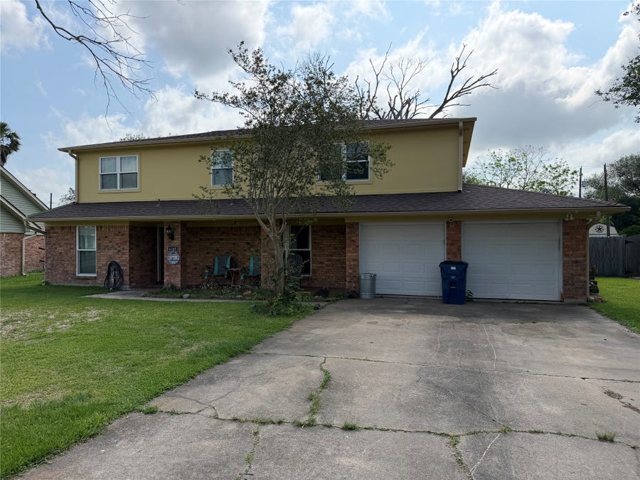 Property photo for 6105 Sugar Hill Drive, Angleton, TX