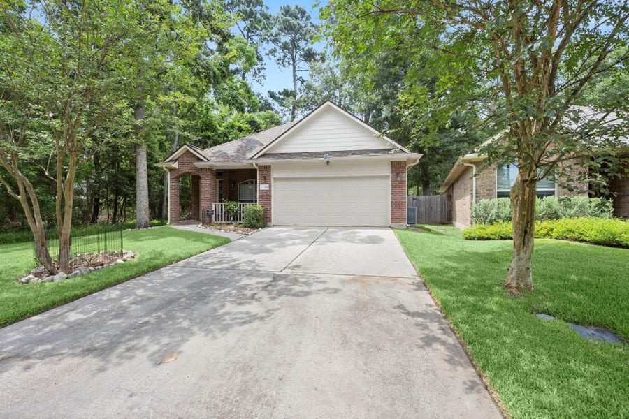 Property photo for 11318 Twain Drive, Montgomery, TX