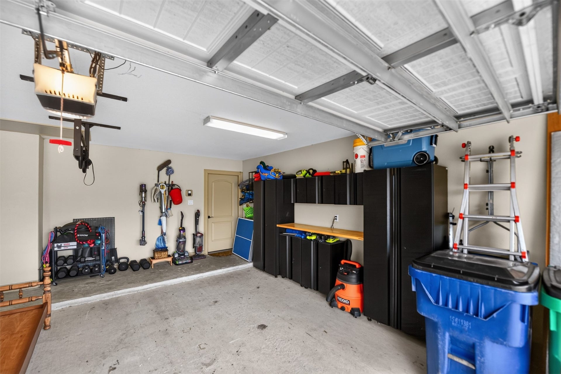 105 Blue Jay Drive, Richwood, TX 77566 Garage