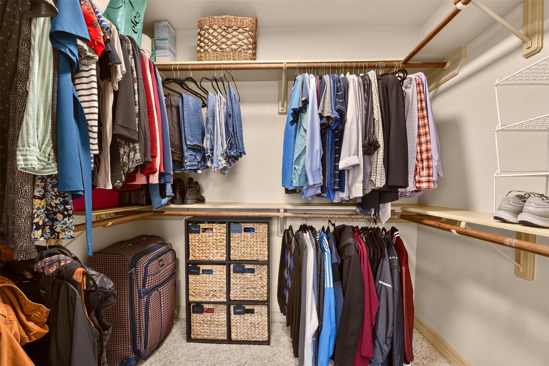 105 Blue Jay Drive, Richwood, TX 77566 Primary Closet