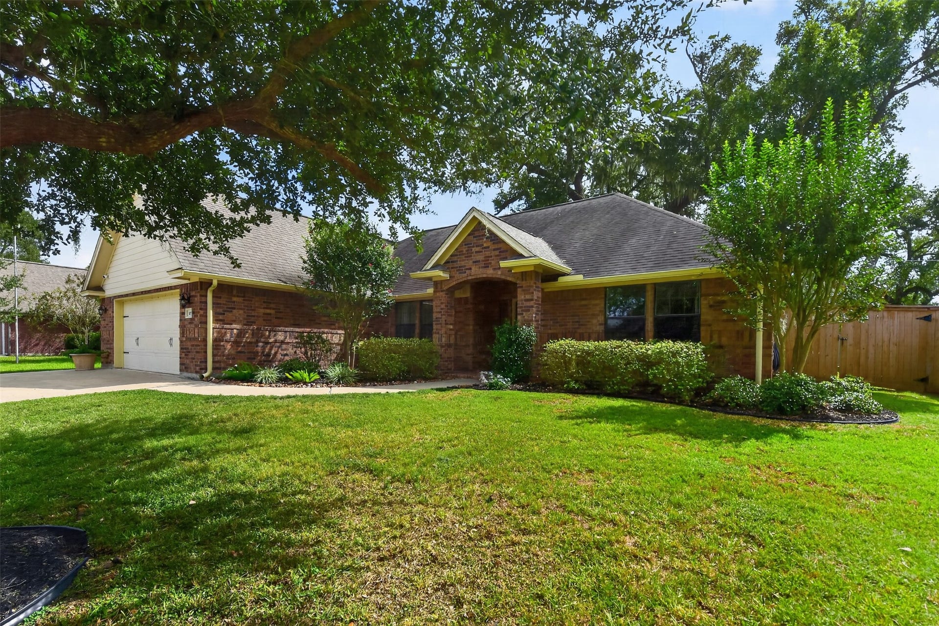 105 Blue Jay Drive, Richwood, TX 77566 Side Front View