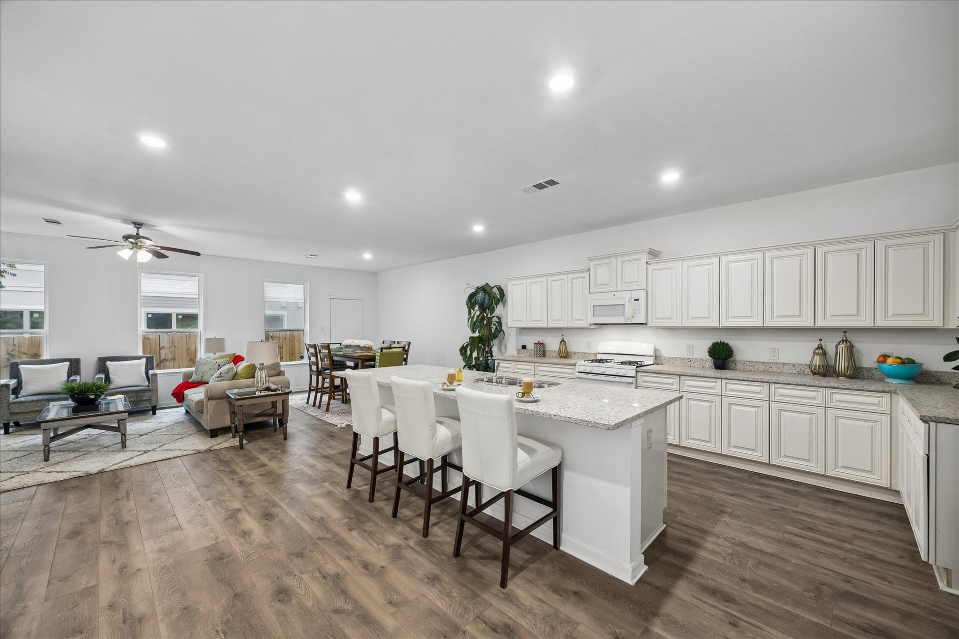 11130 Beverley Park Street, Sugar Land, TX 77498 11130 Beverley Park Street, Sugar Land, TX 77498