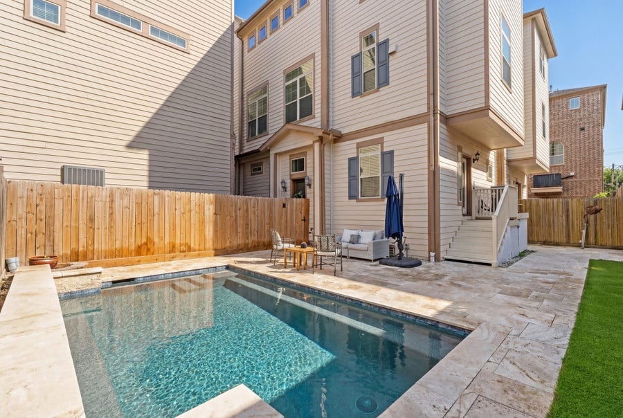Property photo for 1621 W 23rd Street, #B, Houston, TX
