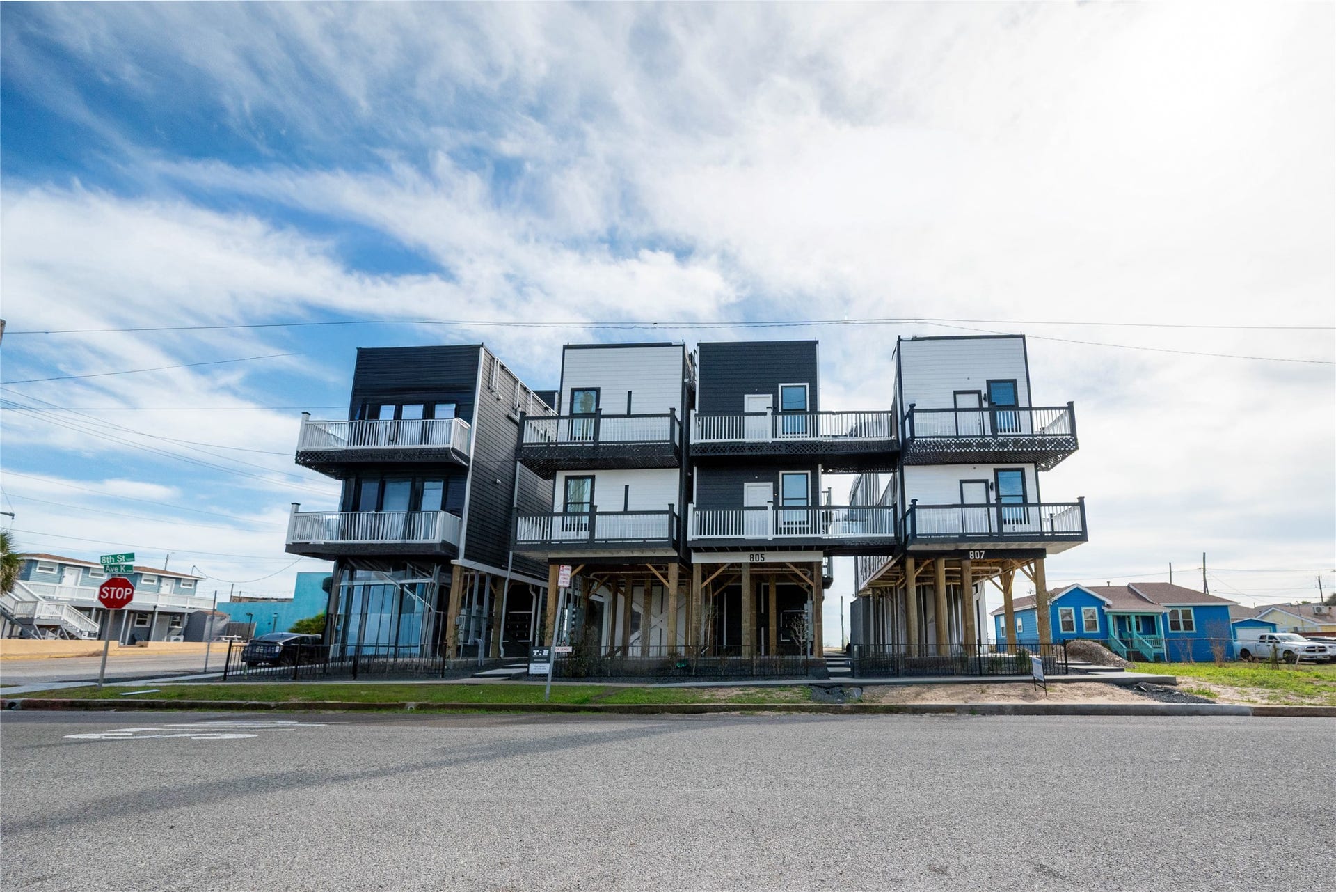 807 Avenue K, #G, Galveston, TX 77550 807 Avenue K, #G, Galveston, TX 77550