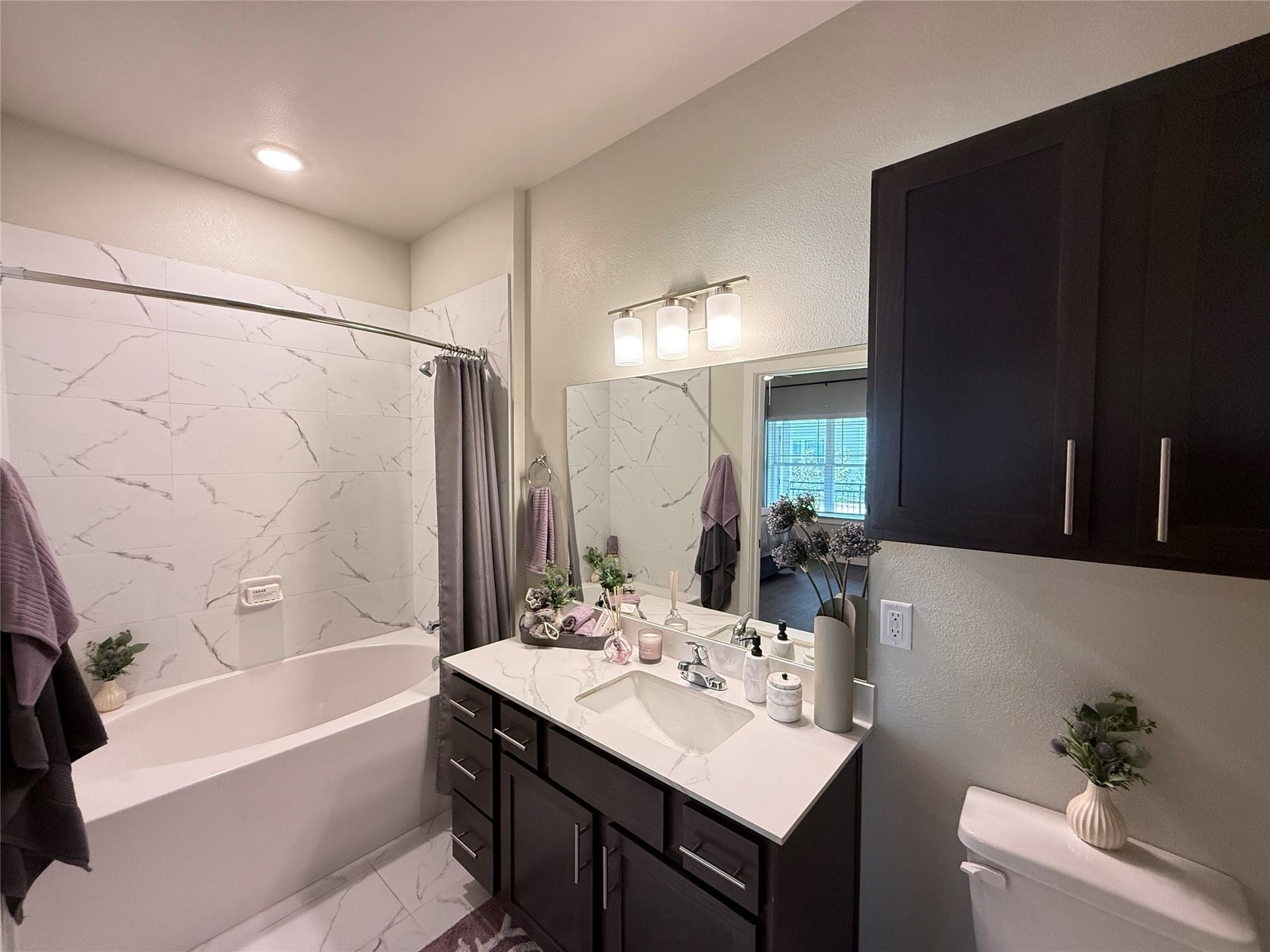 2102 Antoine Drive, #A2, Houston, TX 77055 MODEL UNIT SHOWN